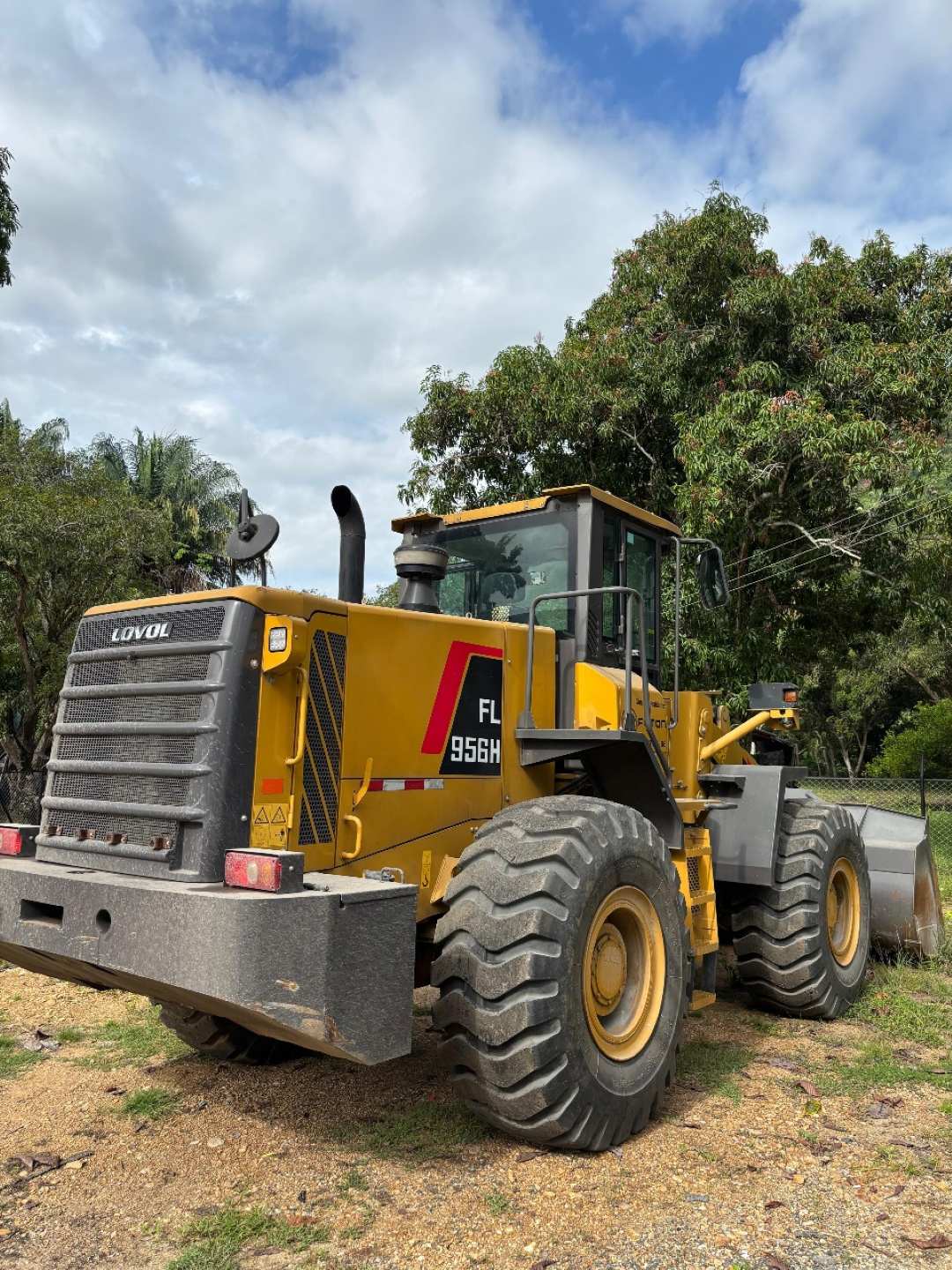 Cargador Frontal LOVOL FL956H - Imagen 3